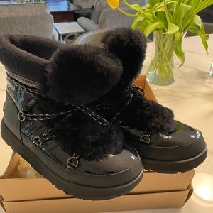 Black UGG NEW Highland Waterproof Boots